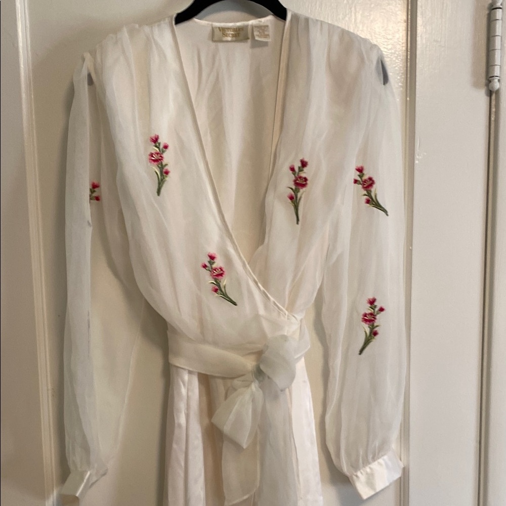 Victoria's Secret Vintage Gold Label Sheer White Robe with Floral Embroidery